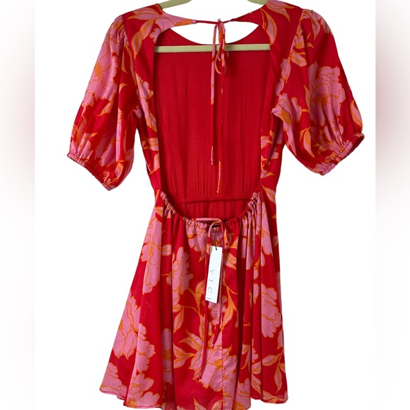 NWT VICI OPEN BACK PINK FLORAL CUT OUT MINI SIZE SMALL - Picture 6 of 12